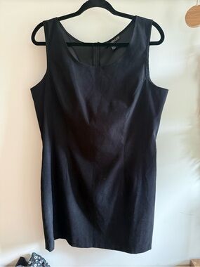 Petite Sophisticate Black Scoop Neck Sleeveless Mini Dress